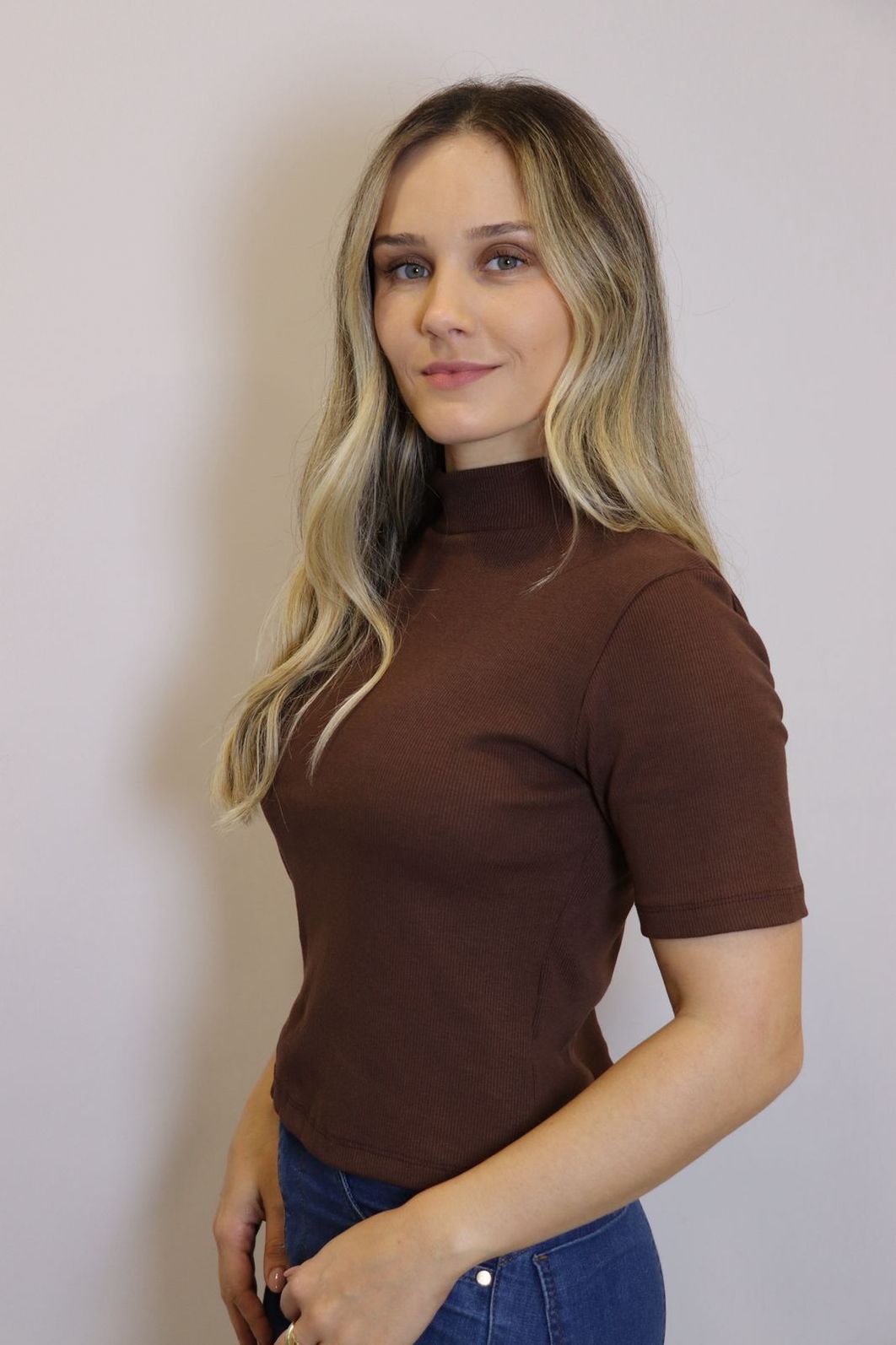 Cropped Lzt Gola Alta Ribana Feminino Cor Marrom Cropped Lzt Gola Alta Ribana Feminino Cor Marrom