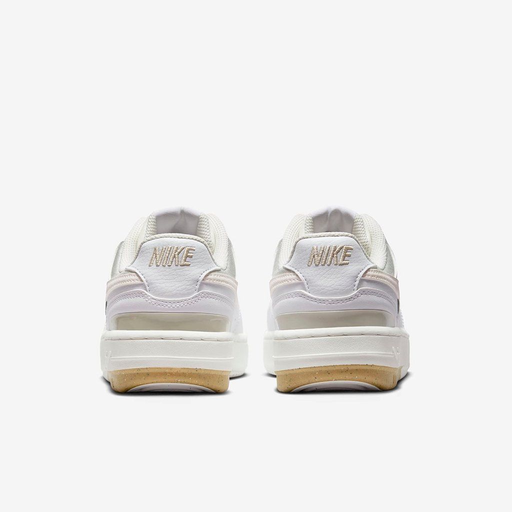 Tênis Nike Gamma Force Feminino Cor Branco/Bege Tênis Nike Gamma Force Feminino Cor Branco/Bege