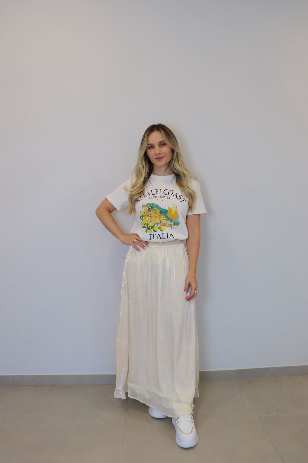 Saia Bellina Midi Acetinado Feminina Cor Nude Saia Bellina Midi Acetinado Feminina Cor Nude