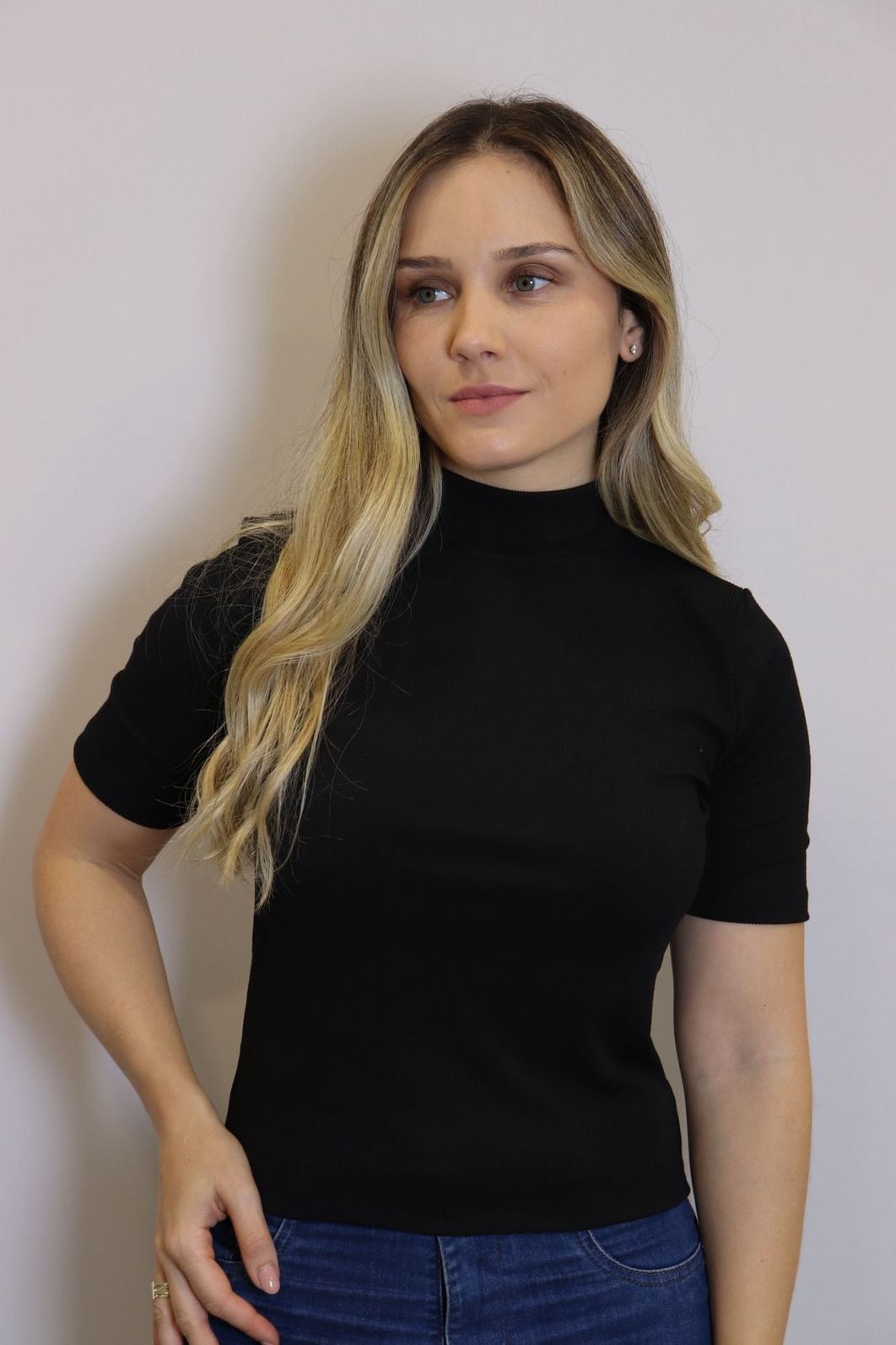 Cropped Lzt Gola Alta Ribana Feminino Cor Preto Cropped Lzt Gola Alta Ribana Feminino Cor Preto