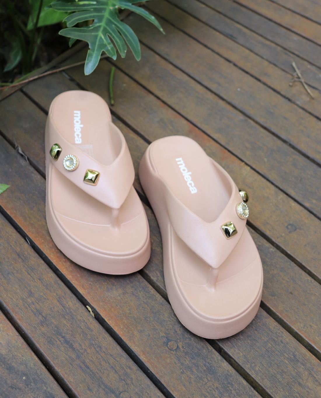 Chinelo Flat Moleca Gaspea Feminino Cor Nude Chinelo Flat Moleca Gaspea Feminino Cor Nude