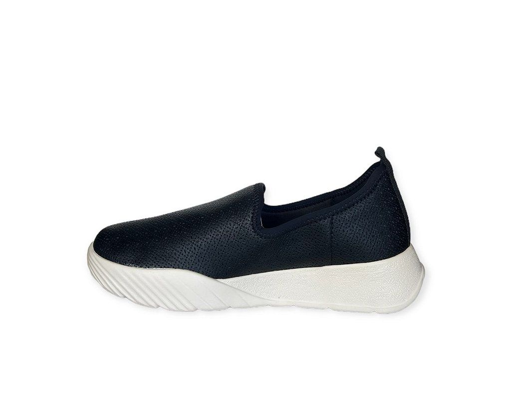 Tênis Piccadilly Slip On Feminino Cor Preto Tênis Piccadilly Slip On Feminino Cor Preto