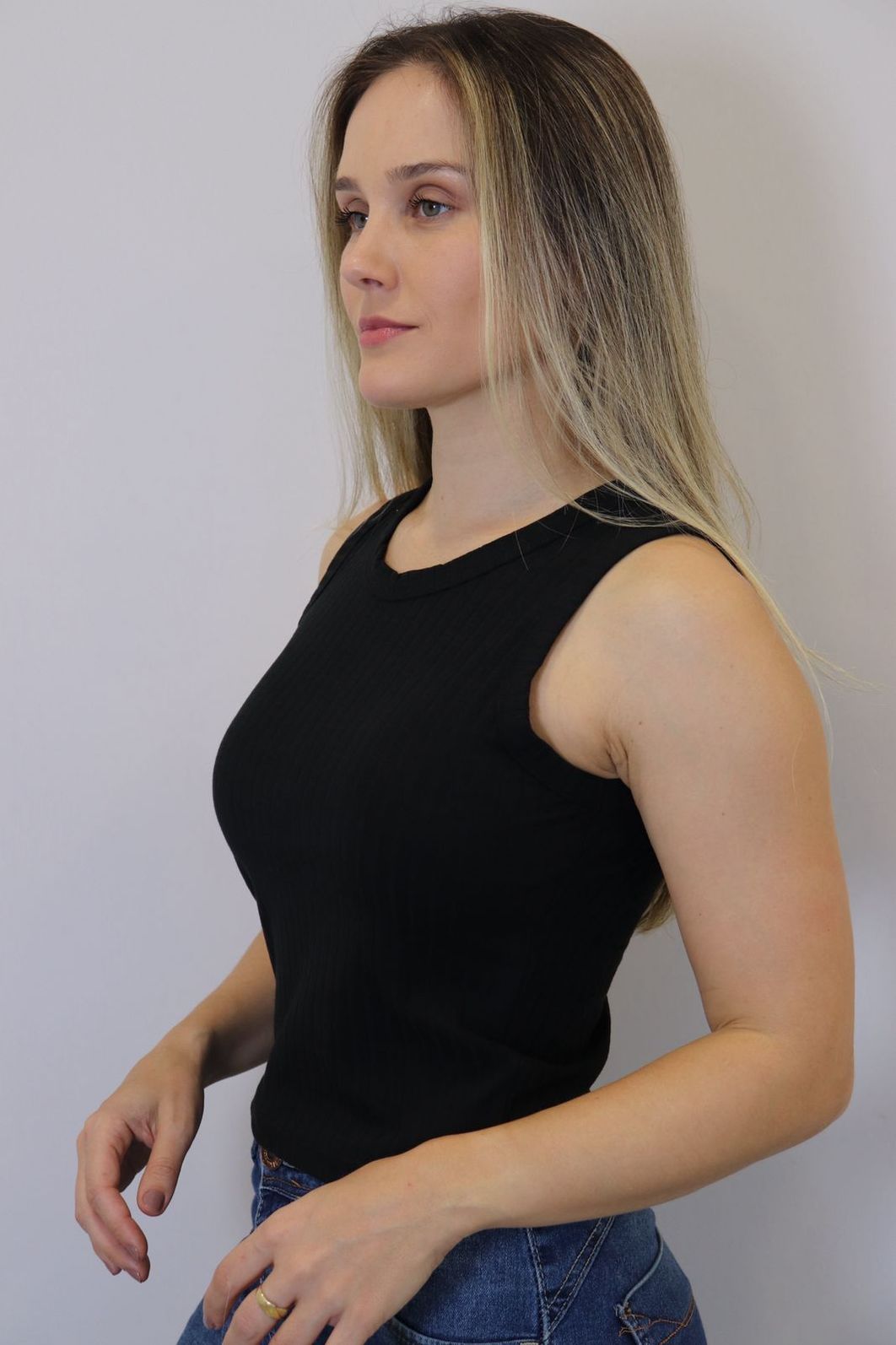 Regata Cropped Lzt Ribana Feminino Cor Preto Regata Cropped Lzt Ribana Feminino Cor Preto