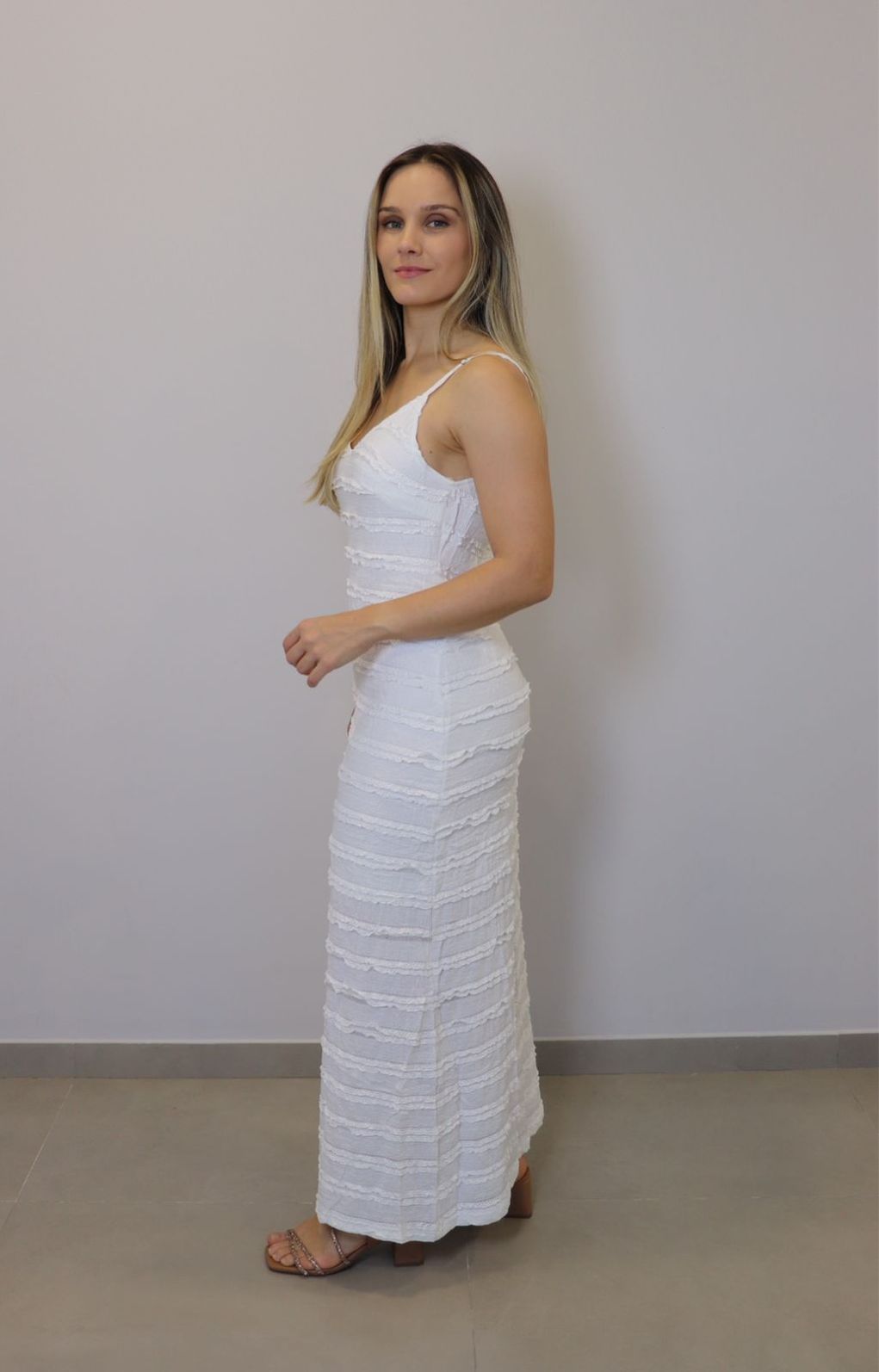 Vestido Bellina Feminino Cor Off White Vestido Bellina Feminino Cor Off White