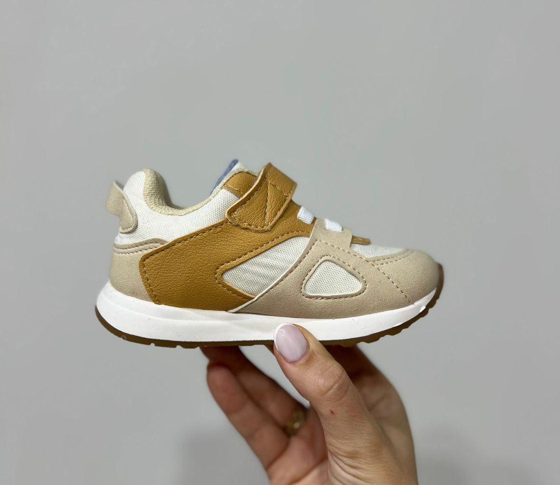 Tênis Klin Walk Infantil Masculino Cor Off White/Ocre Tênis Klin Walk Infantil Masculino Cor Off White/Ocre