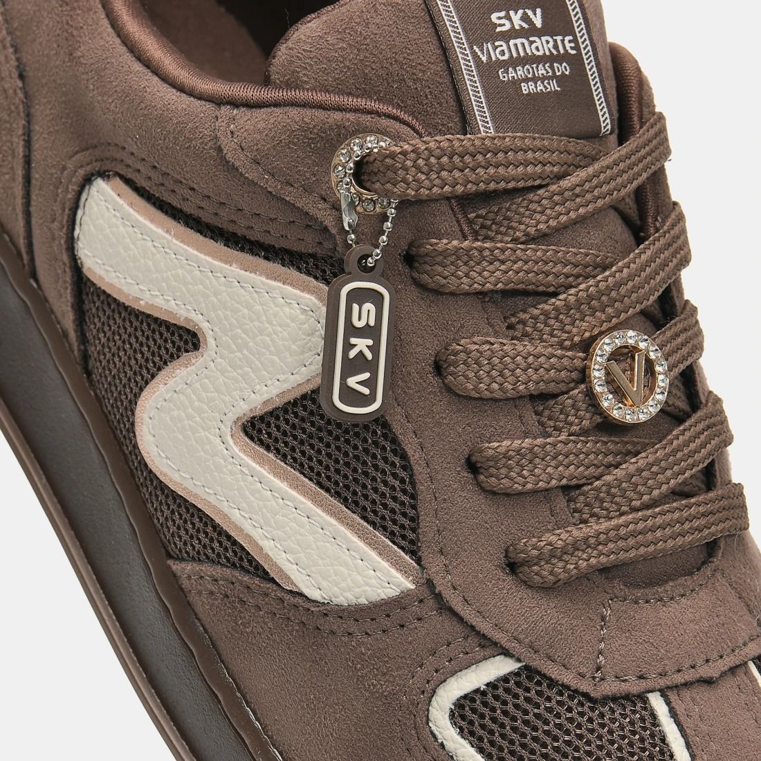 Tênis Via Marte Casual Retrô Feminino Cor Marrom Tênis Via Marte Casual Retrô Feminino Cor Marrom