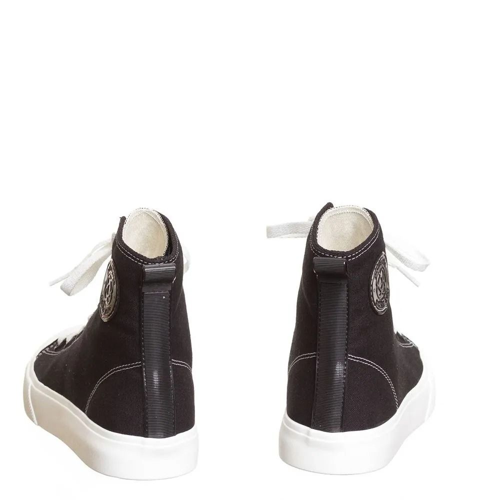 Tênis Petite Jolie Cano Alto Feminino Cor Preto/Branco Tênis Petite Jolie Cano Alto Feminino Cor Preto/Branco