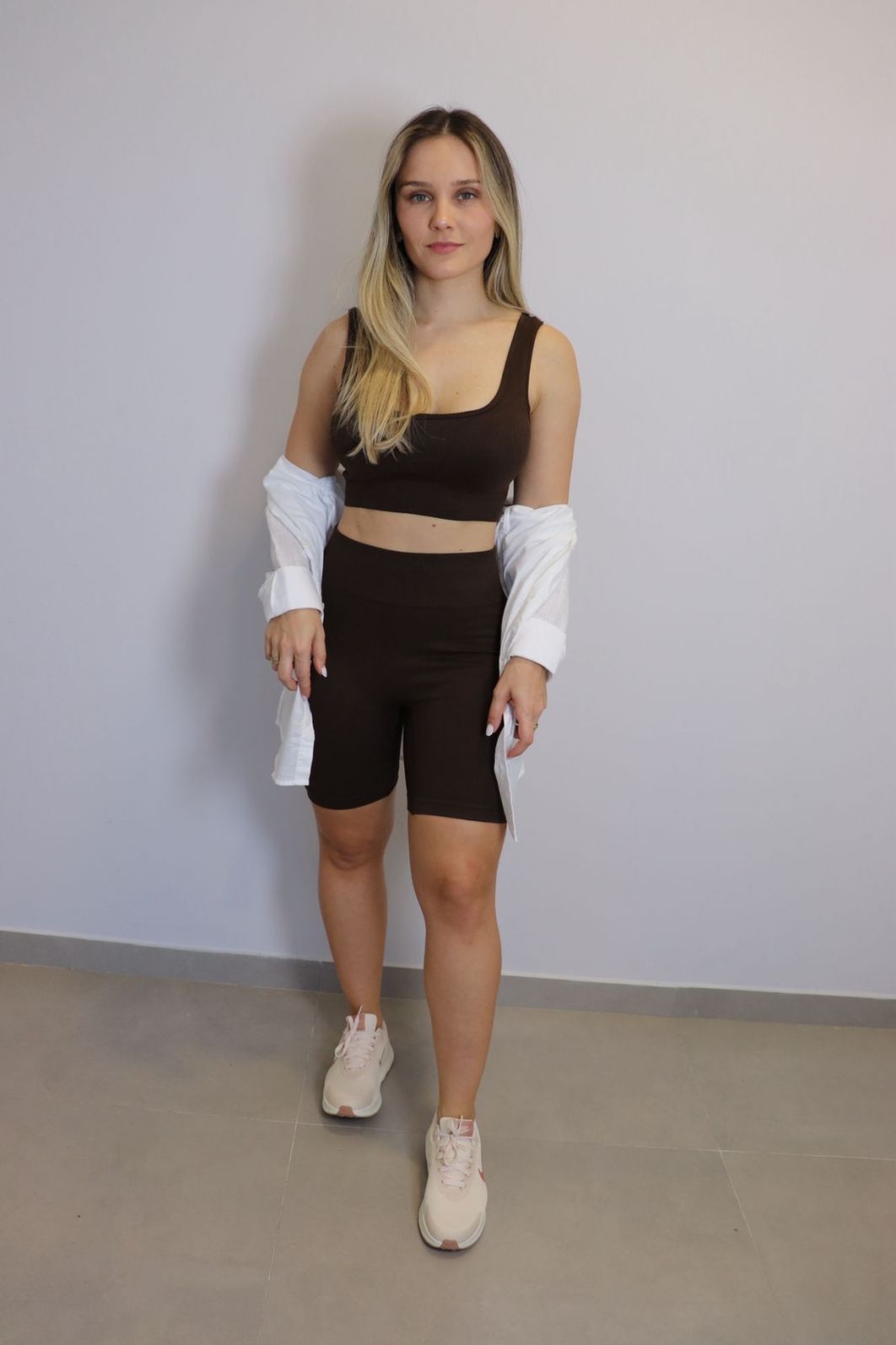 Conjunto Firmly Believe Short + Top Feminino Cor Marrom Conjunto Firmly Believe Short + Top Feminino Cor Marrom