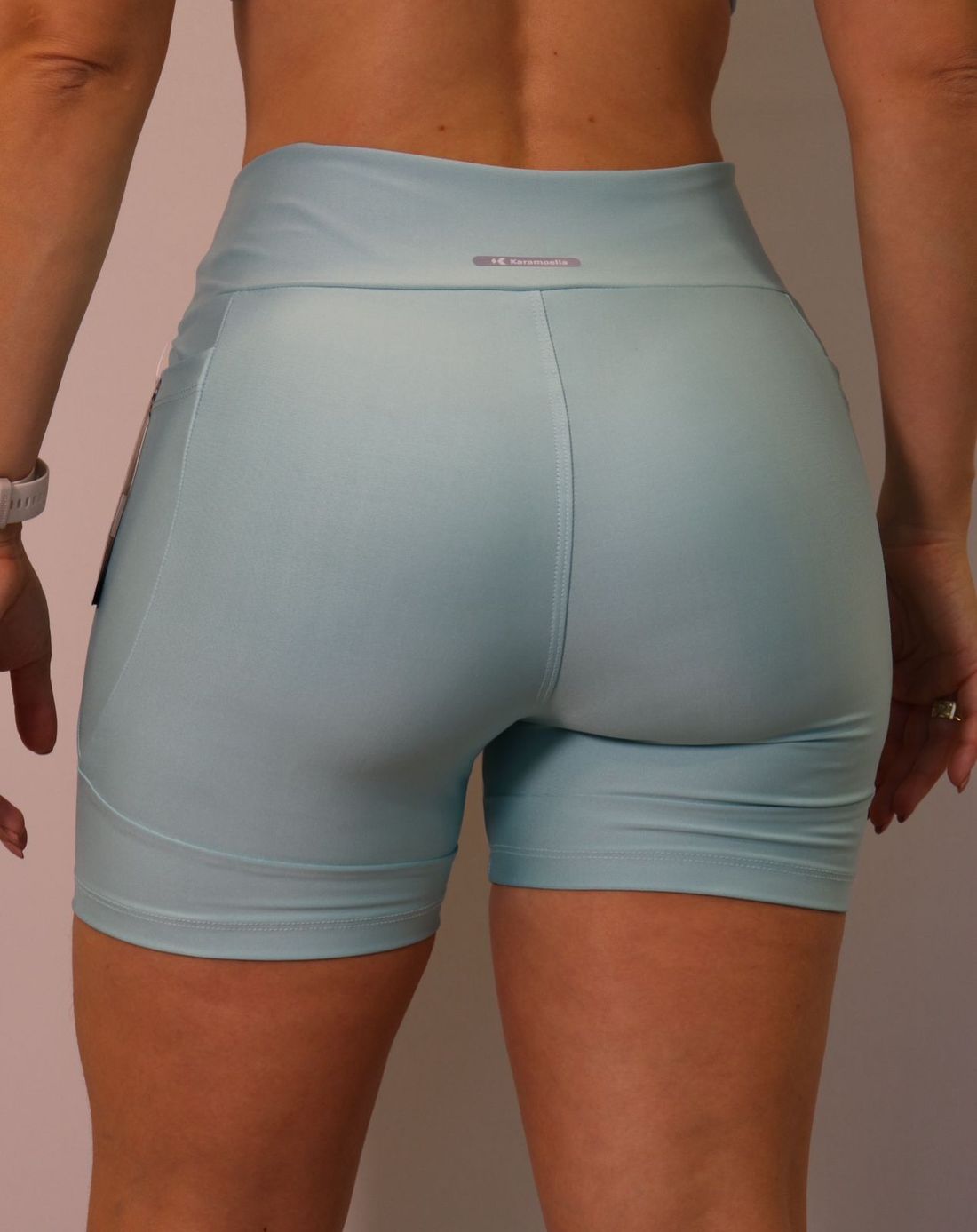 Shorts Karamoella Com Bolso Feminino Cor Aquatico Shorts Karamoella Com Bolso Feminino Cor Aquatico