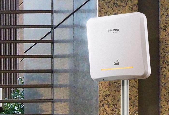 CONTROLADOR ACESSO C/LEITOR UHF EMBUTIDO SS 3710 UHF