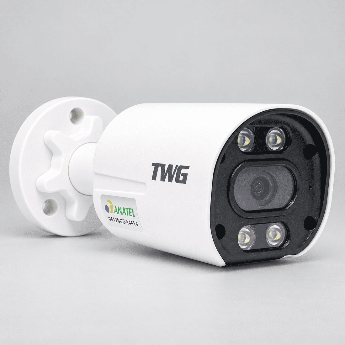 CAMERA BULLET IP WI-FI TWG TW-9520 DUAL LIGHT IP66 Câmera bullet IP Wi-Fi TWG TW-9520, vista de estúdio