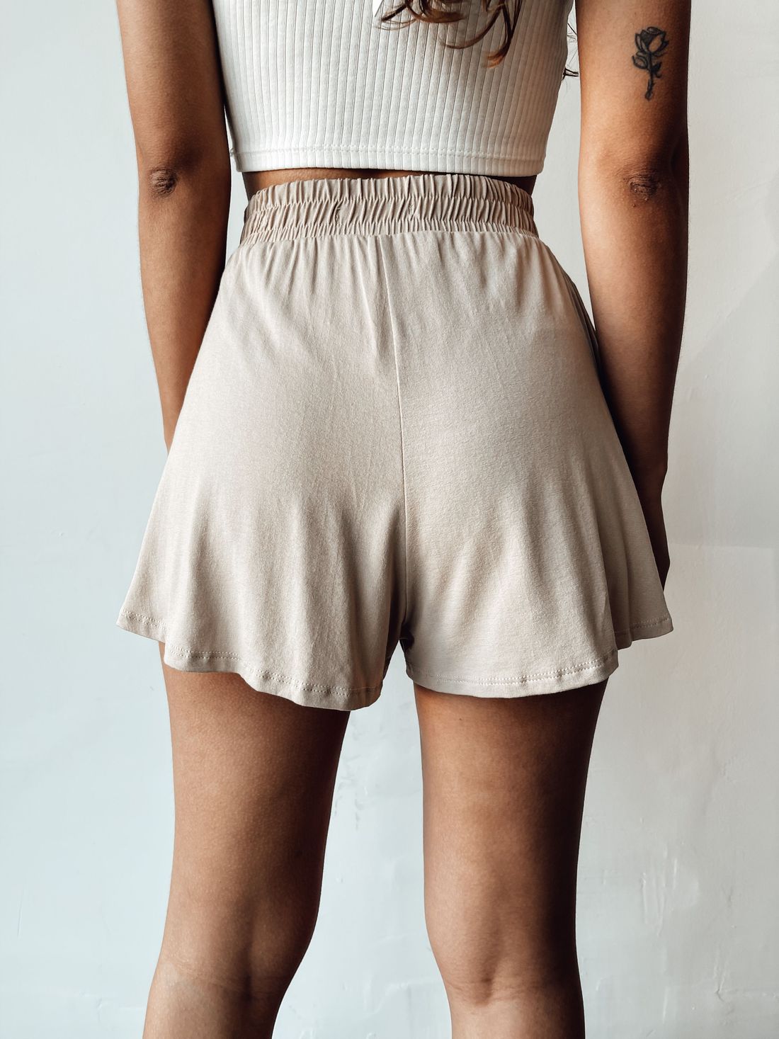 SHORT LUNAR AREIA SHORT LUNAR AREIA