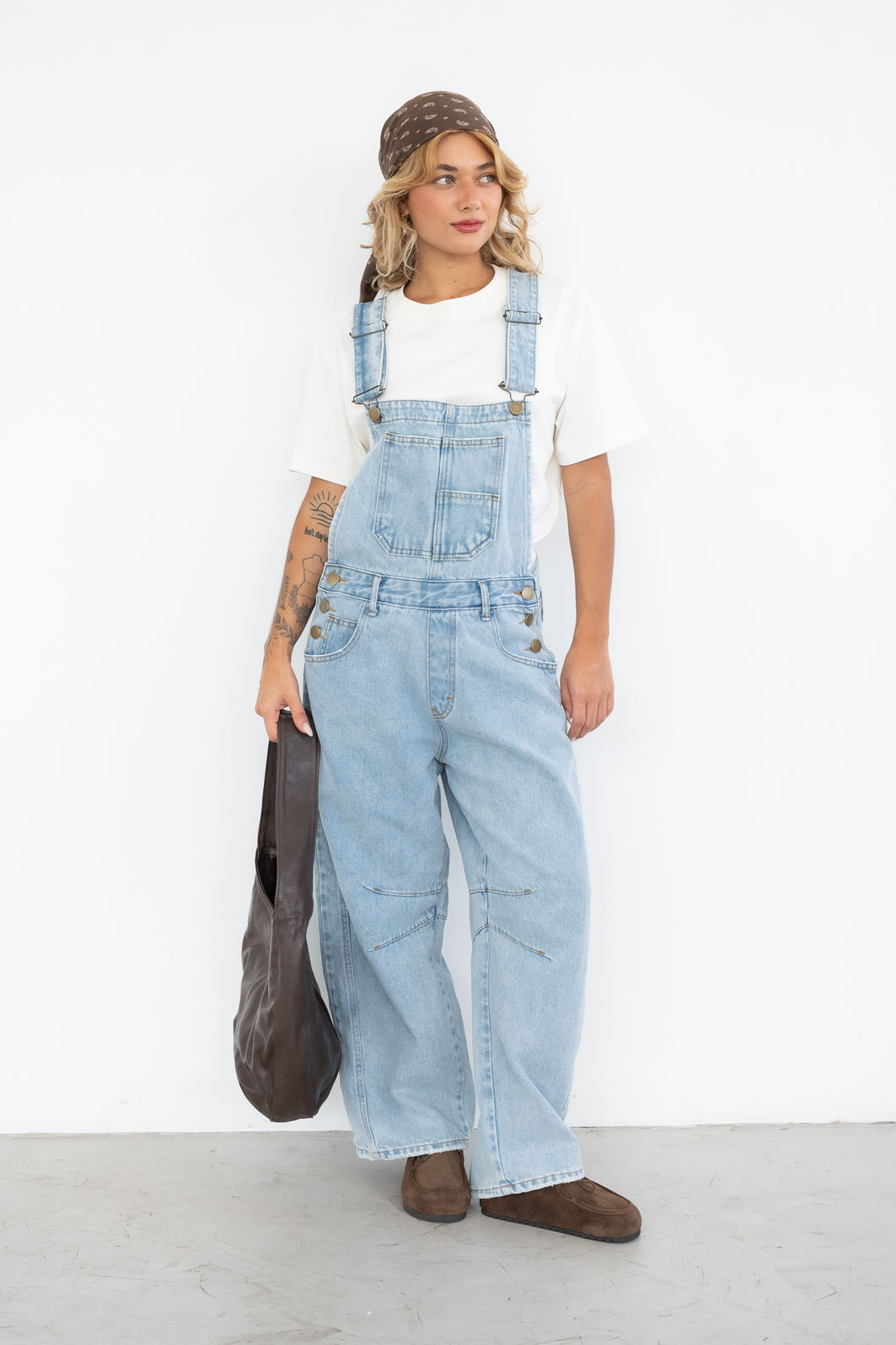 JARDINEIRA BARREL JEANS JARDINEIRA BARREL JEANS