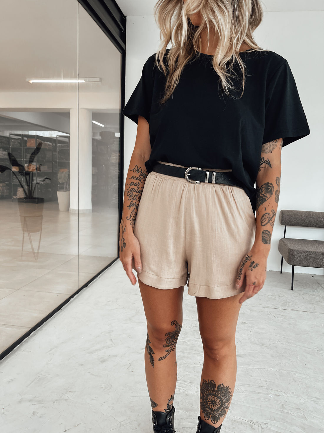 SHORT VISCOLINHO VANILLA AREIA SHORT VISCOLINHO VANILLA AREIA