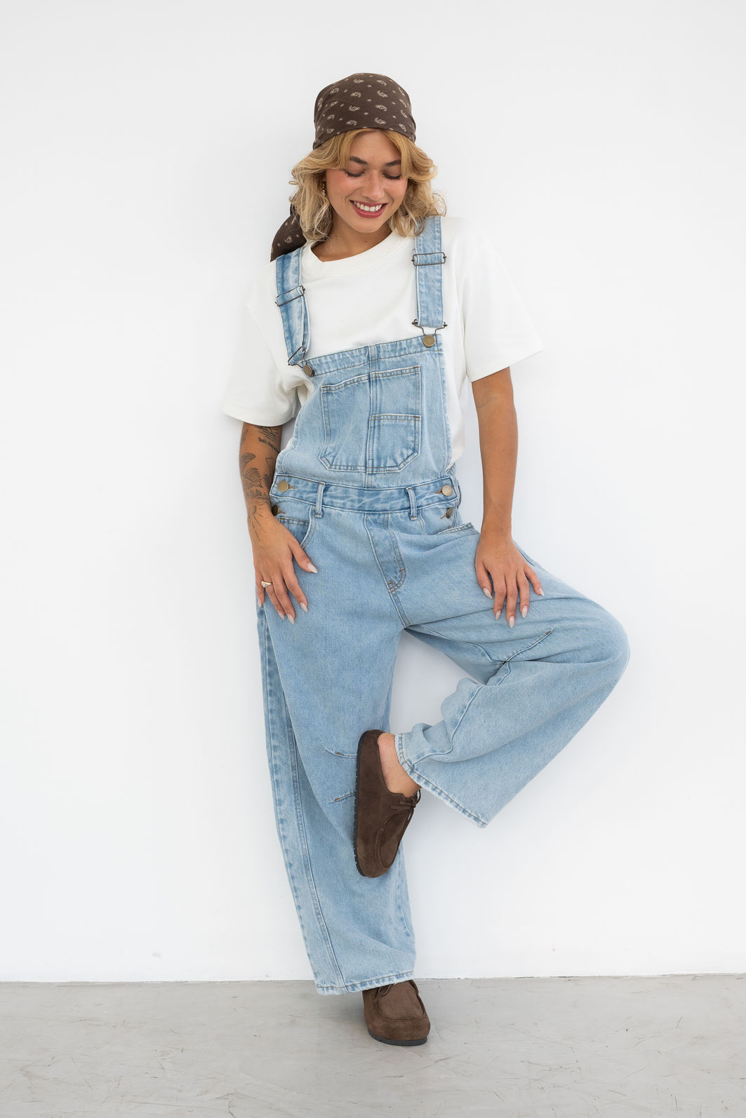 JARDINEIRA BARREL JEANS JARDINEIRA BARREL JEANS