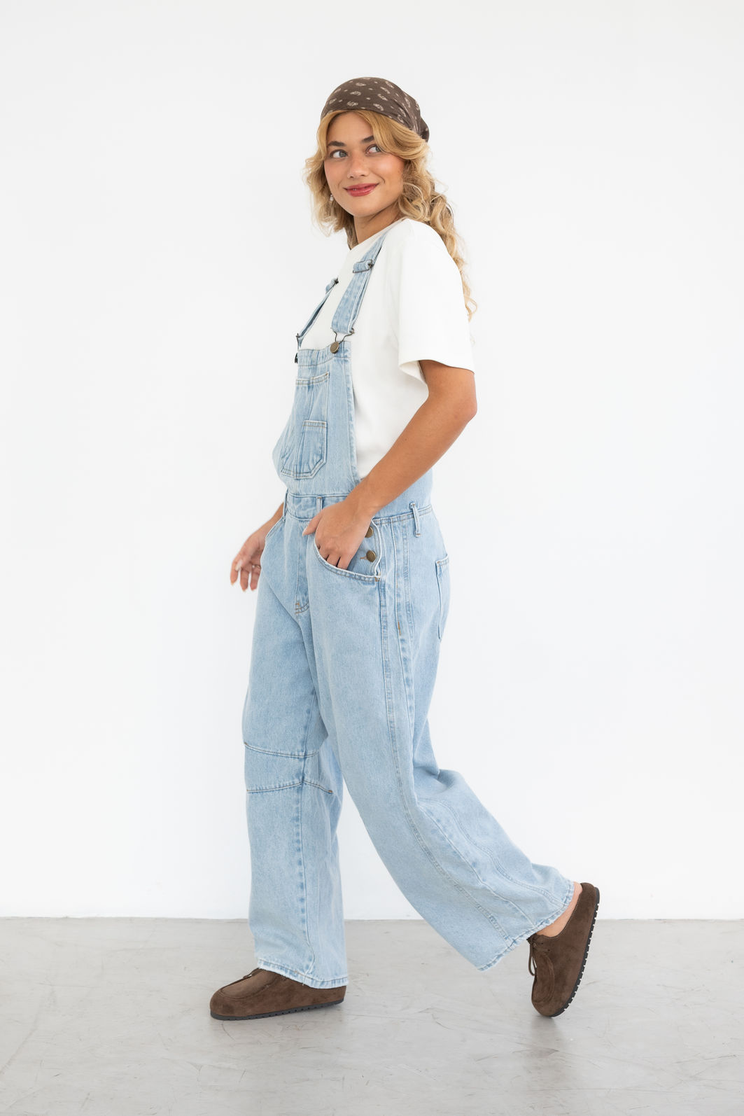 JARDINEIRA BARREL JEANS JARDINEIRA BARREL JEANS