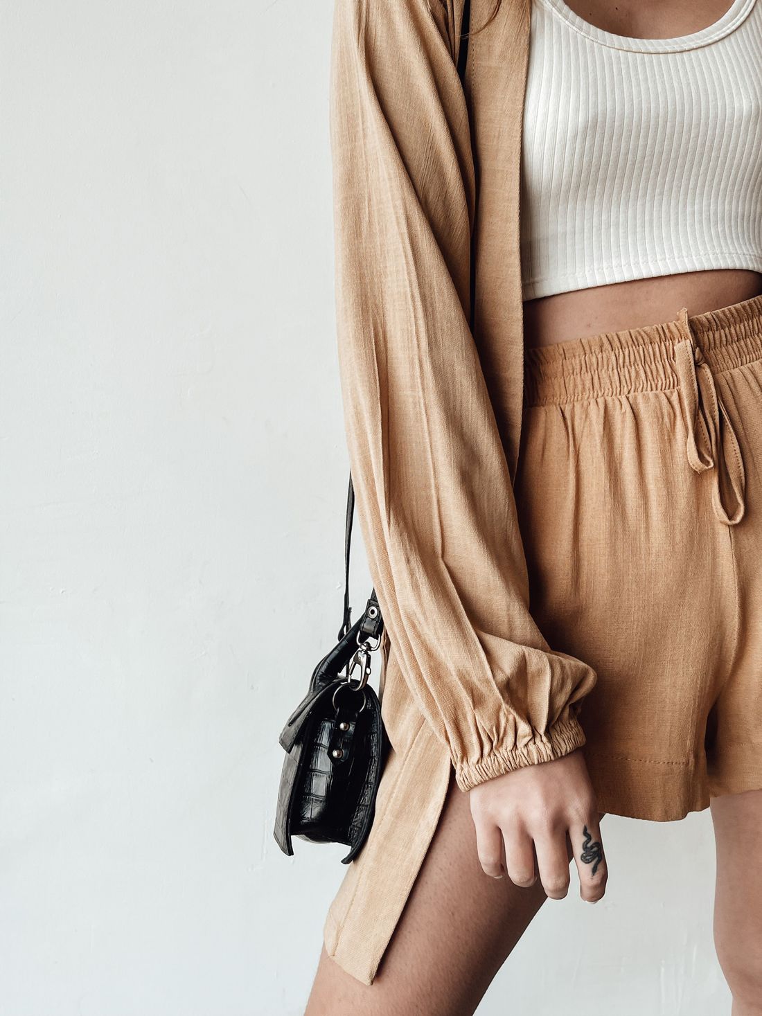 SHORT VISCOLINHO VANILLA CAPPUCCINO SHORT VISCOLINHO VANILLA CAPPUCCINO