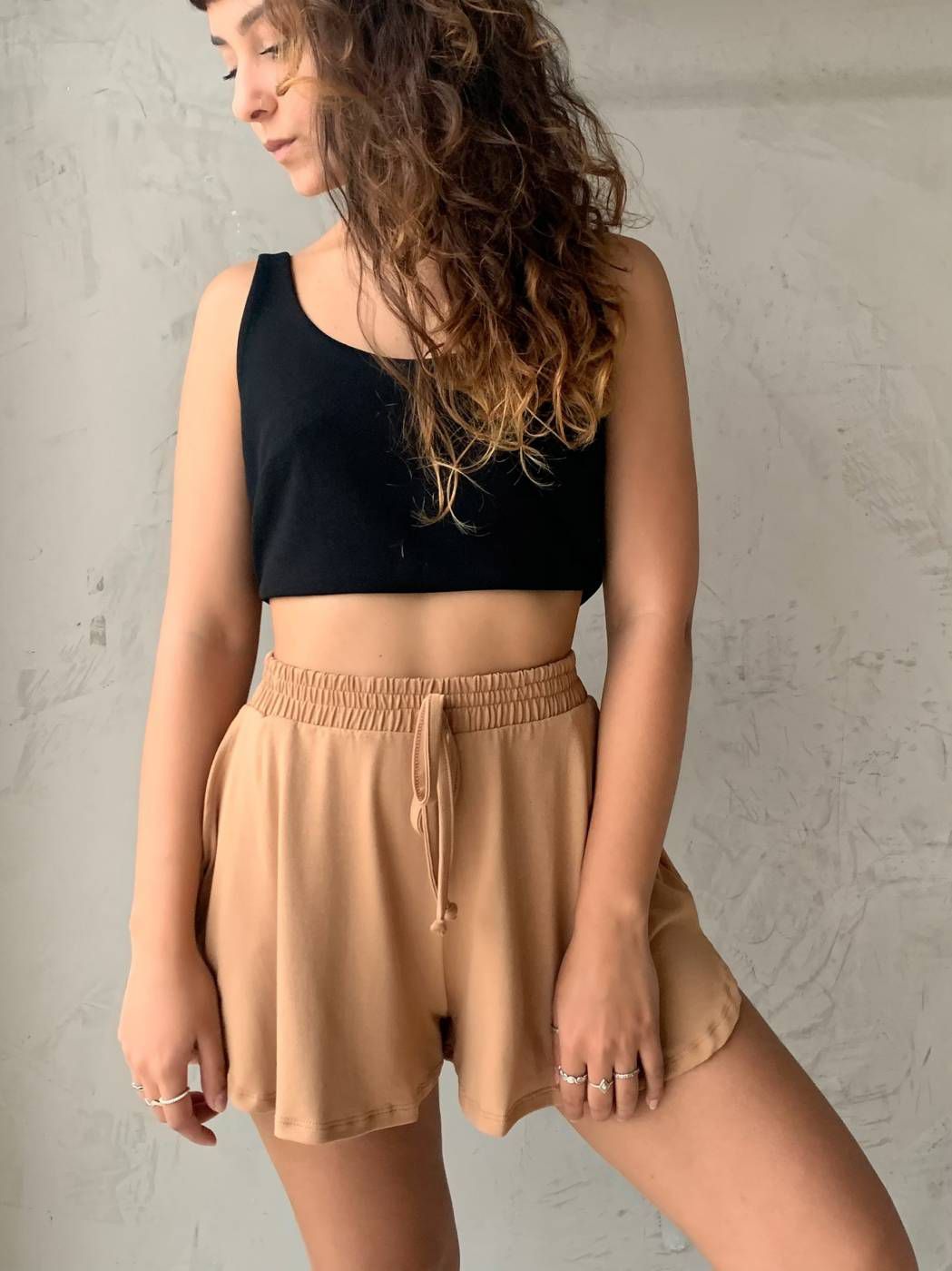 SHORT LUNAR CAPUCCINO SHORT LUNAR CAPUCCINO