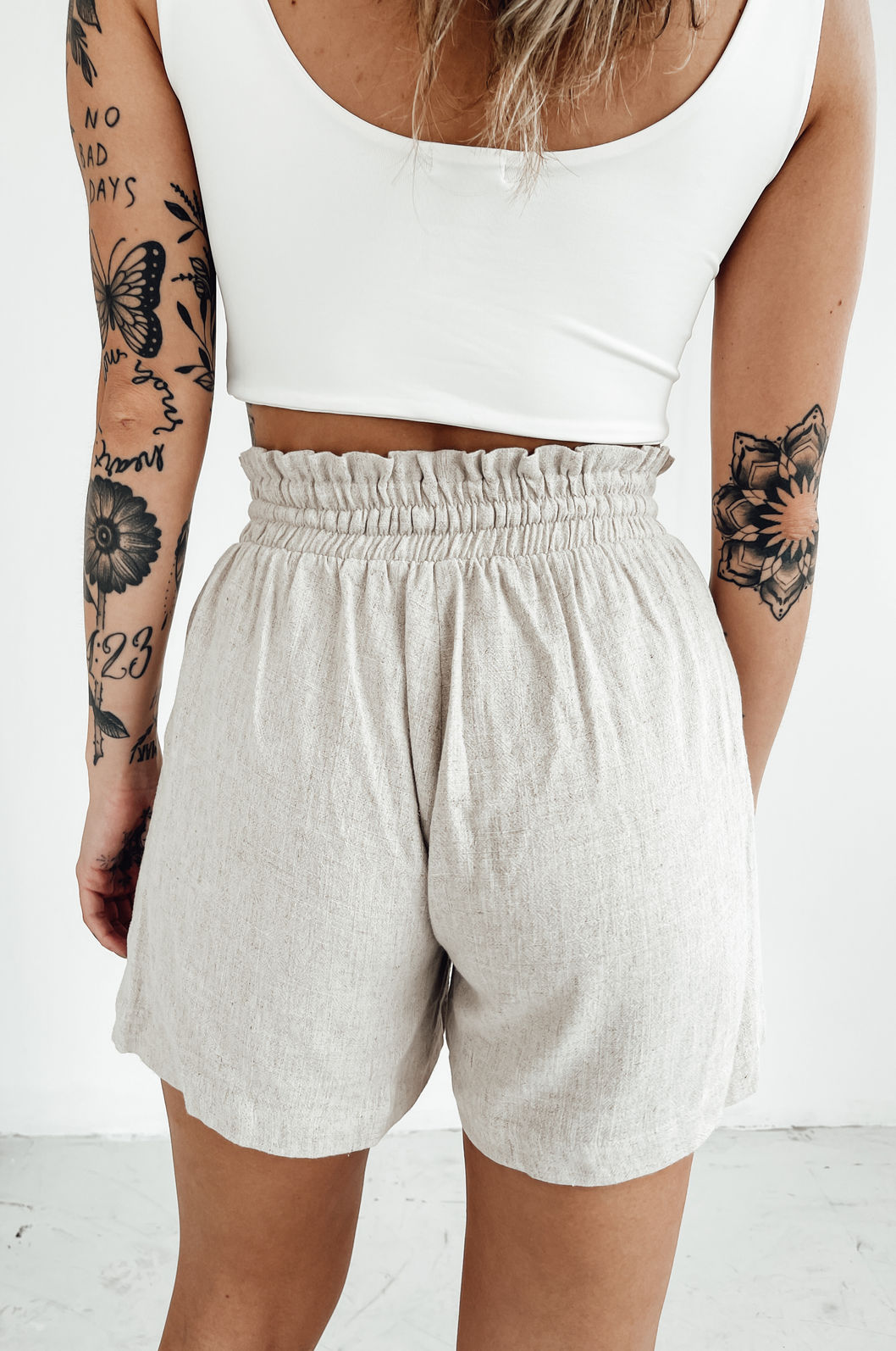 SHORT NETÚH SHORT NETÚH