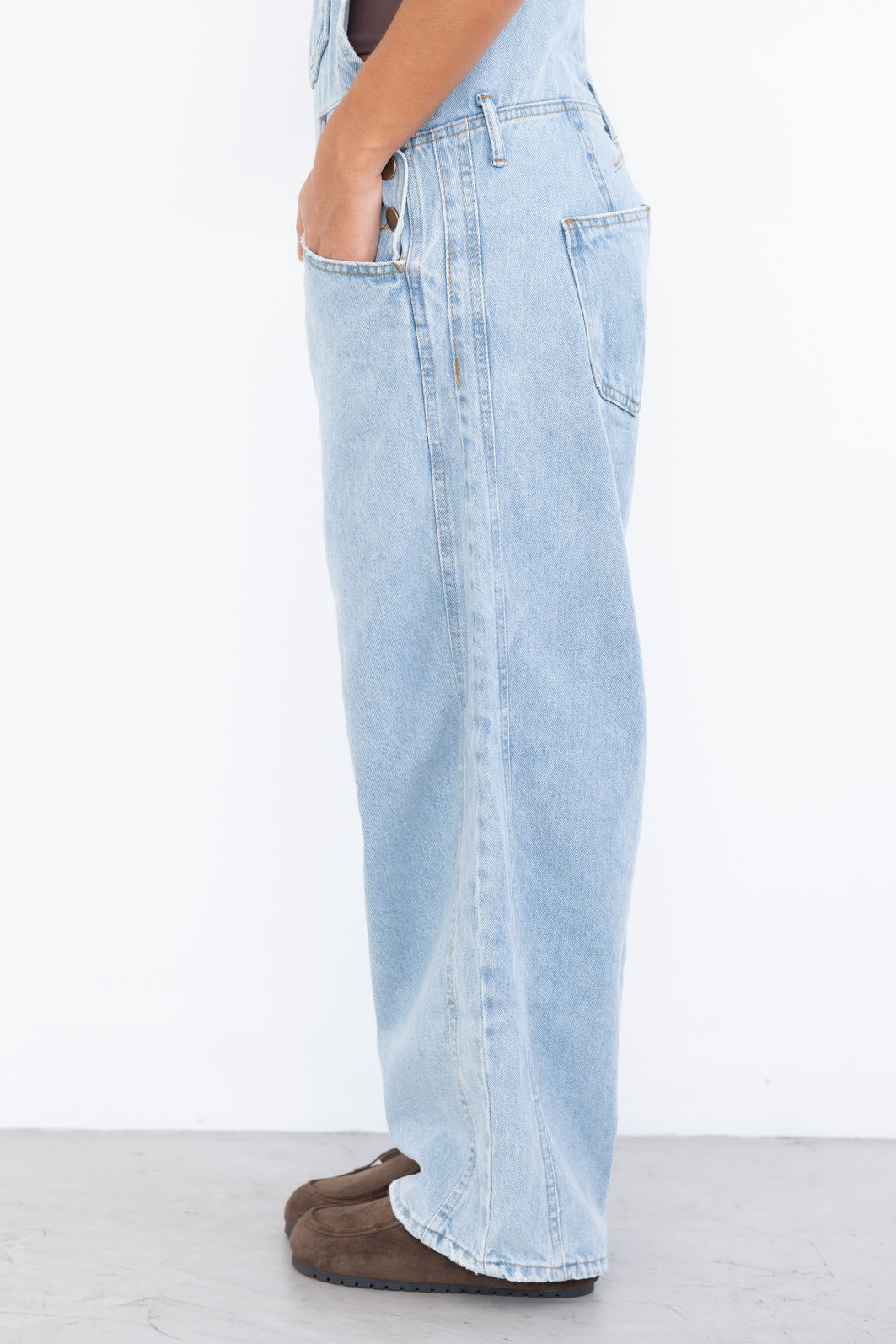 JARDINEIRA BARREL JEANS JARDINEIRA BARREL JEANS
