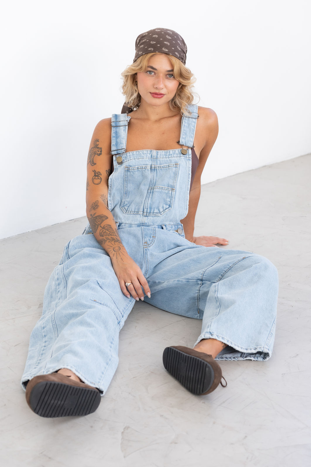 JARDINEIRA BARREL JEANS JARDINEIRA BARREL JEANS