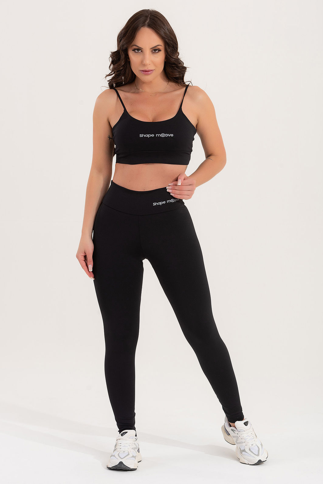 Conjunto Feminino Fitness Básico Legging e Top - Preto Conjunto Feminino Fitness Básico Legging e Top - Preto