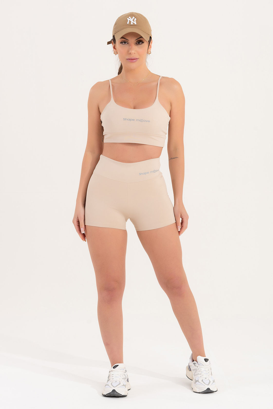 Conjunto Feminino Fitness Básico Shorts e Top - Areia Duna