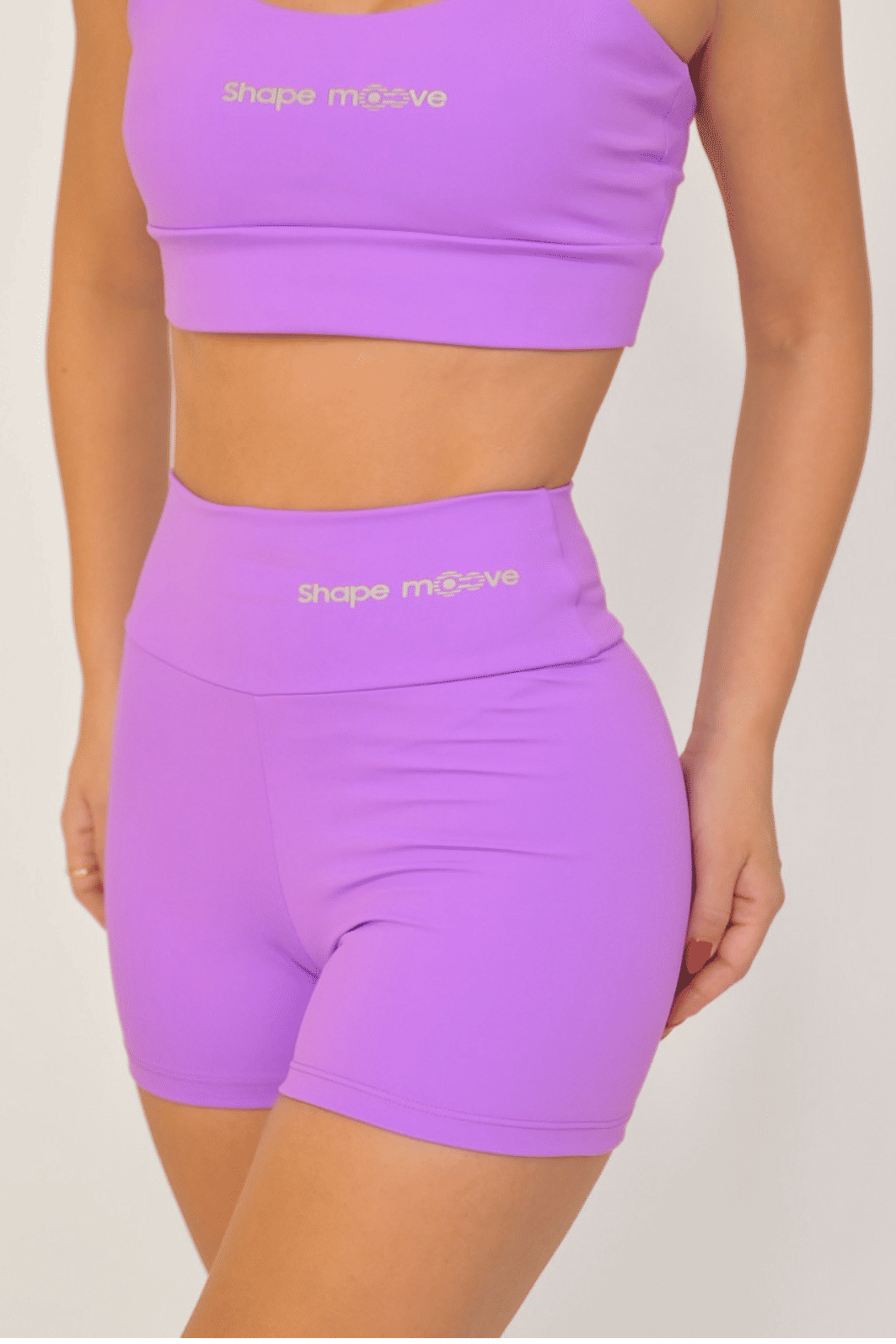 Shorts Feminino Fitness Básico Poliamida - Roxo Magic Shorts Feminino Fitness Básico Poliamida - Roxo Magic