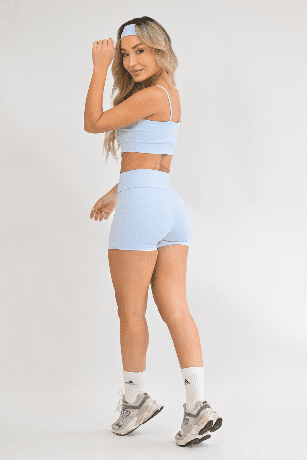 Conjunto Feminino Fitness Básico Shorts e Top - Azul Polar