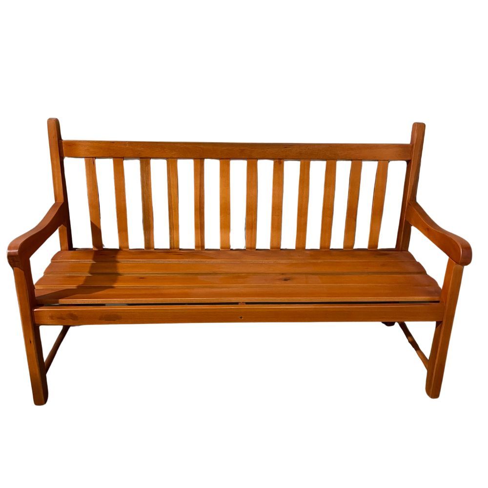 Banco de Jardim Namoradeira de Madeira 3 lugares Com Verniz Banco de Jardim Namoradeira de Madeira 3 lugares Com Verniz