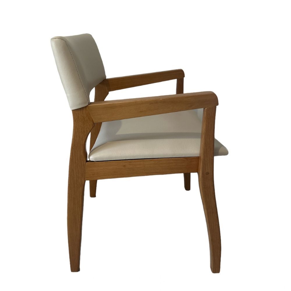 Poltrona Panamá Madeira Maciça Tauari Poltrona Panamá Madeira Maciça Tauari