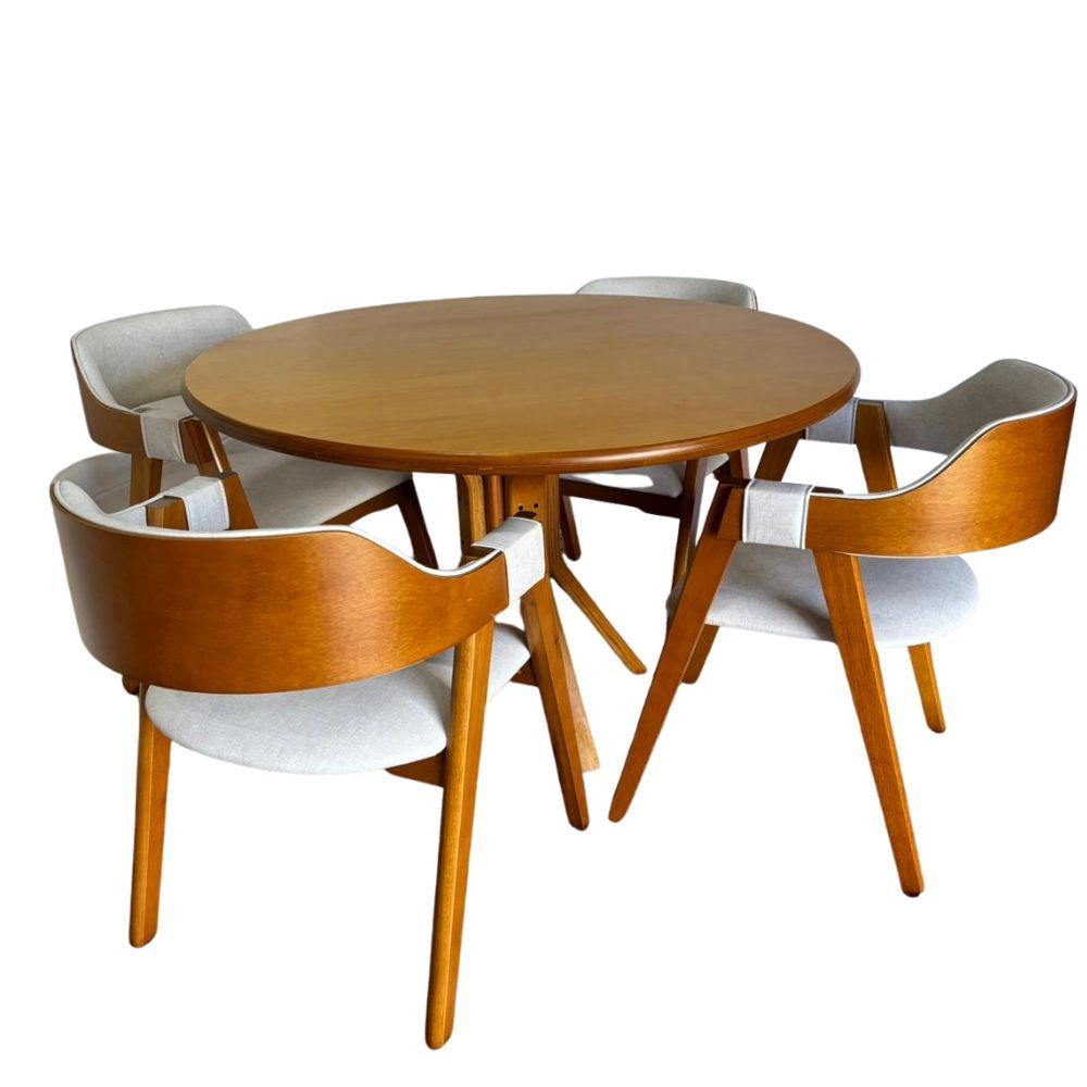 Conjunto Mesa X Redonda 120cm Com 4 Cadeiras de Madeira Maciça Encosto Anatômico Conjunto Mesa X Redonda 120cm Com 4 Cadeiras de Madeira Maciça Encosto Anatômico