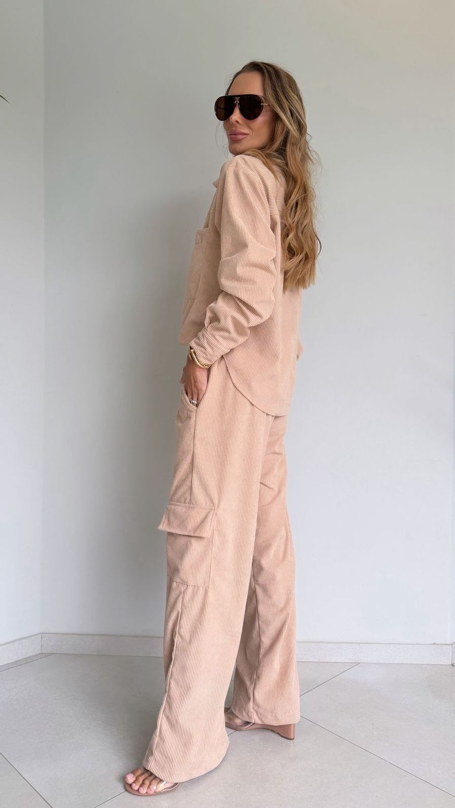 Conjunto em Cotelê Velluto na Cor Nude