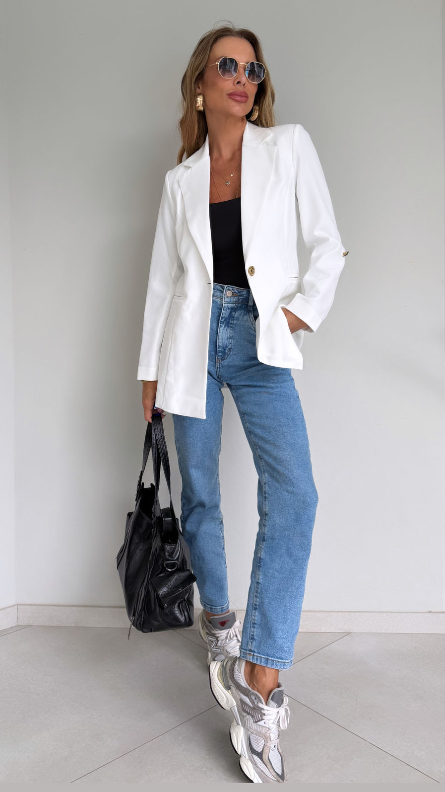 Blazer Longo Drama Signature Alfaiataria Premium com Martingale 1 botão cor Off White