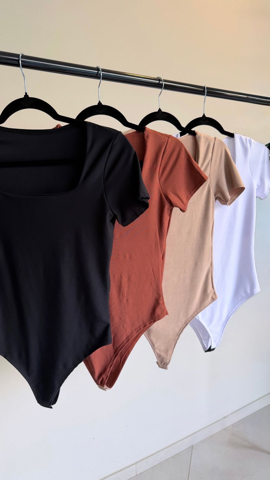 Body c/ Manga Decote Quadrado em Suplex Premium cor Nude Body c/ Manga Decote Quadrado em Suplex Premium cor Nude