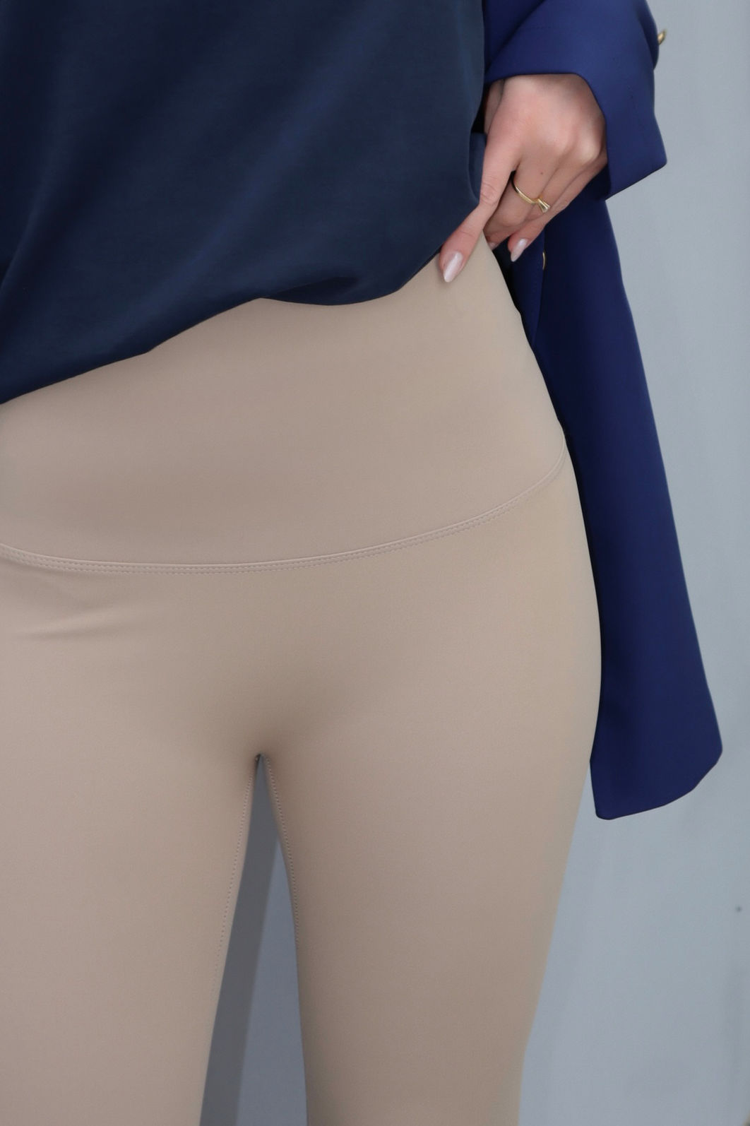 Calça Fusô em Poliamida Essentials cor Nude