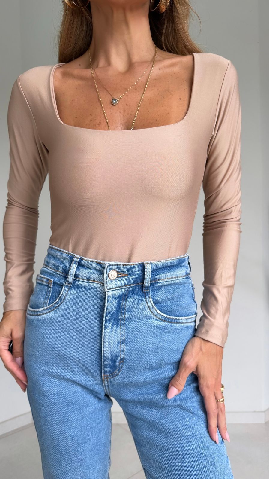 Body Manga Longa Decote Quadrado Suplex Premium cor Nude Body Manga Longa Decote Quadrado Suplex Premium cor Nude