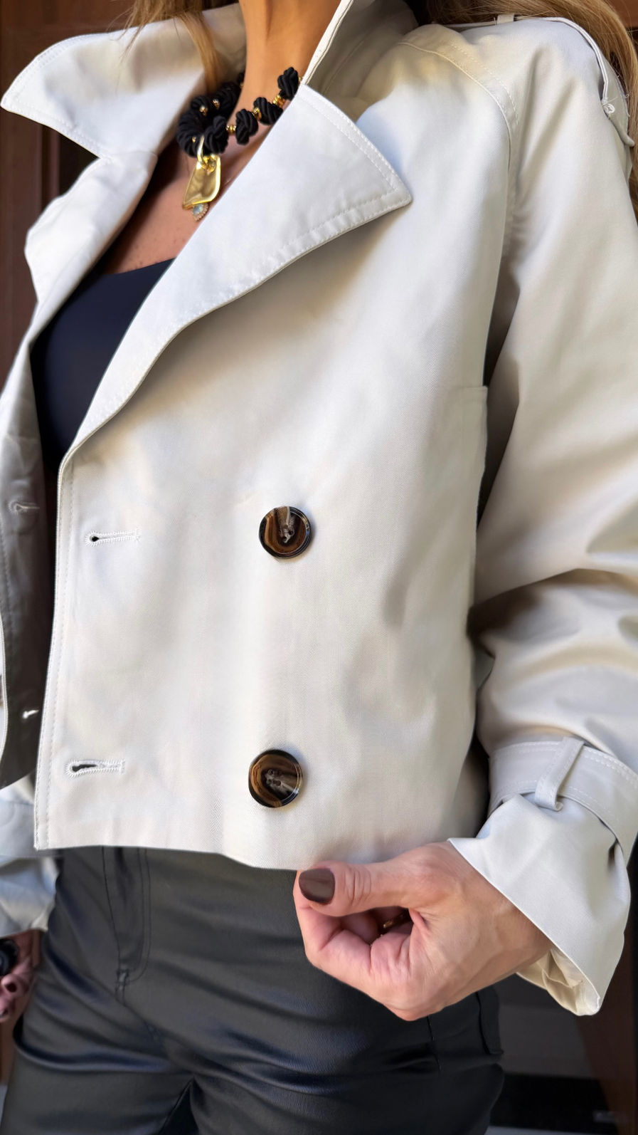 Trench Coat Feminino Clássico Curto cor Off/White