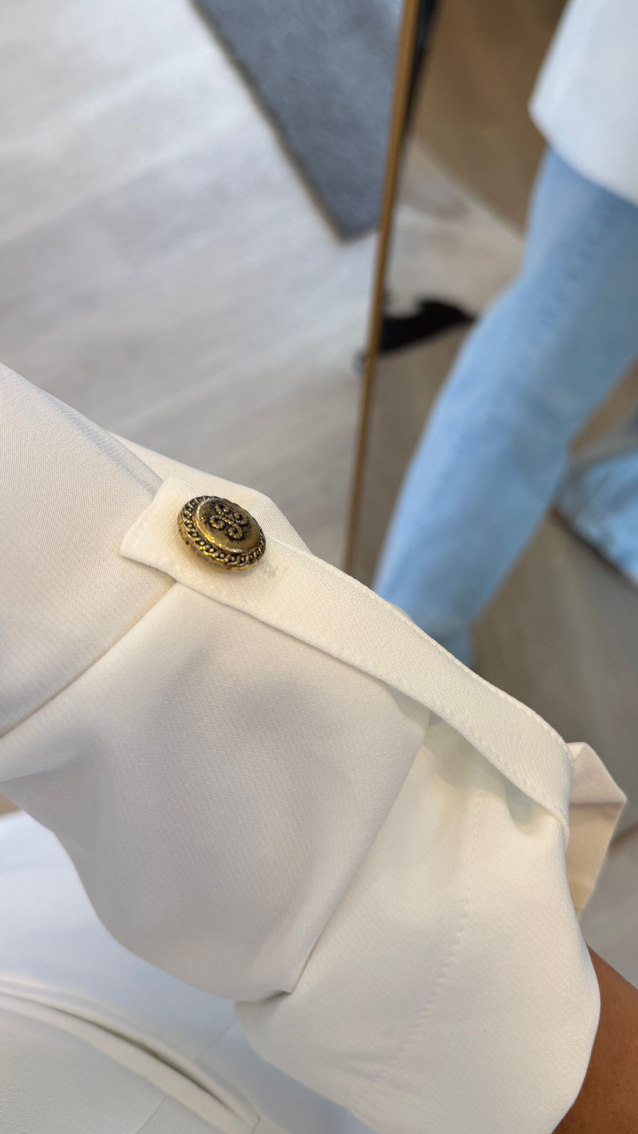 Blazer Longo Drama Signature Alfaiataria Premium com Martingale 1 botão cor Off White