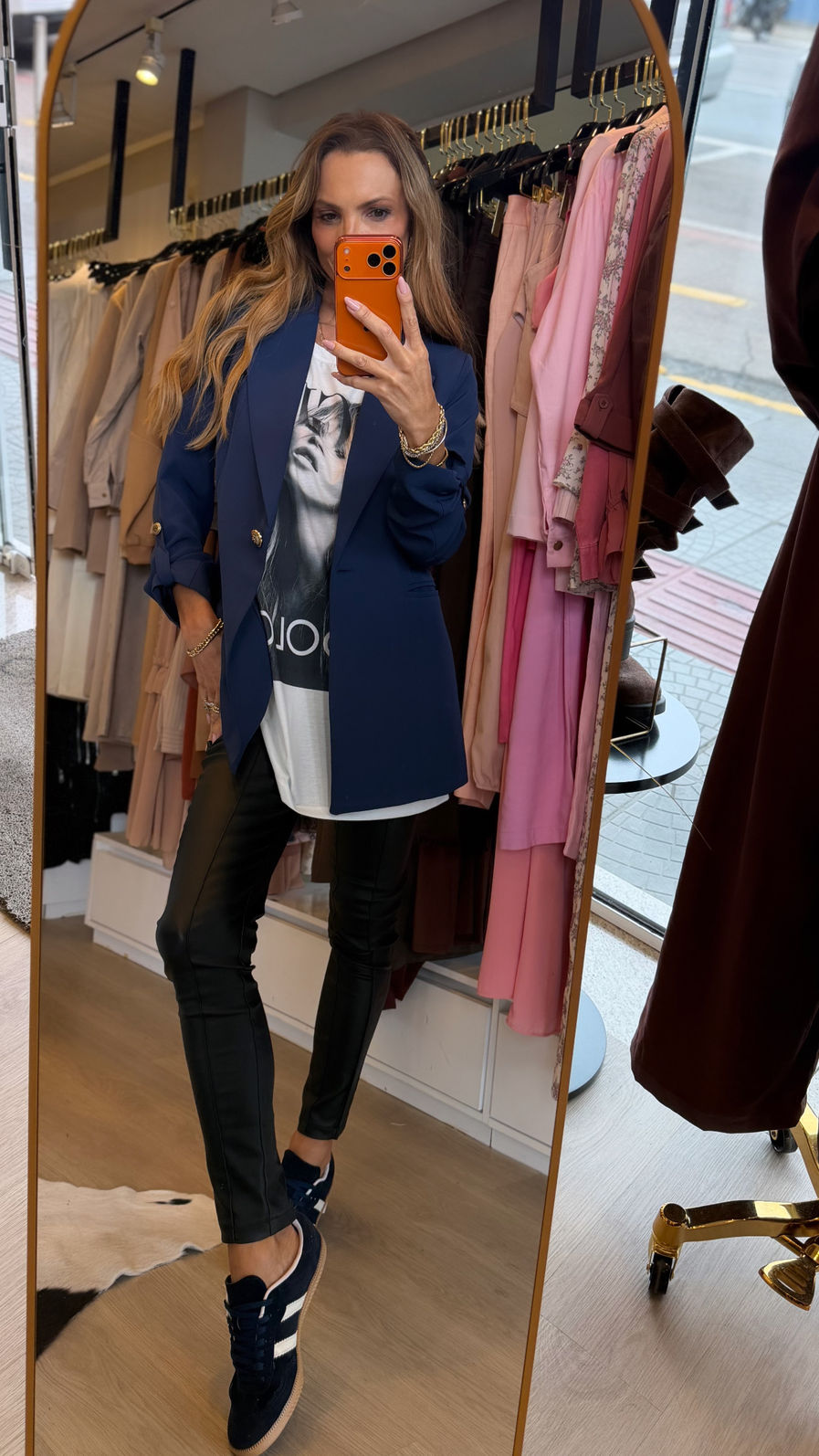 Blazer Longo Drama Signature Alfaiataria Premium com Martingale 1 botão cor Marinho