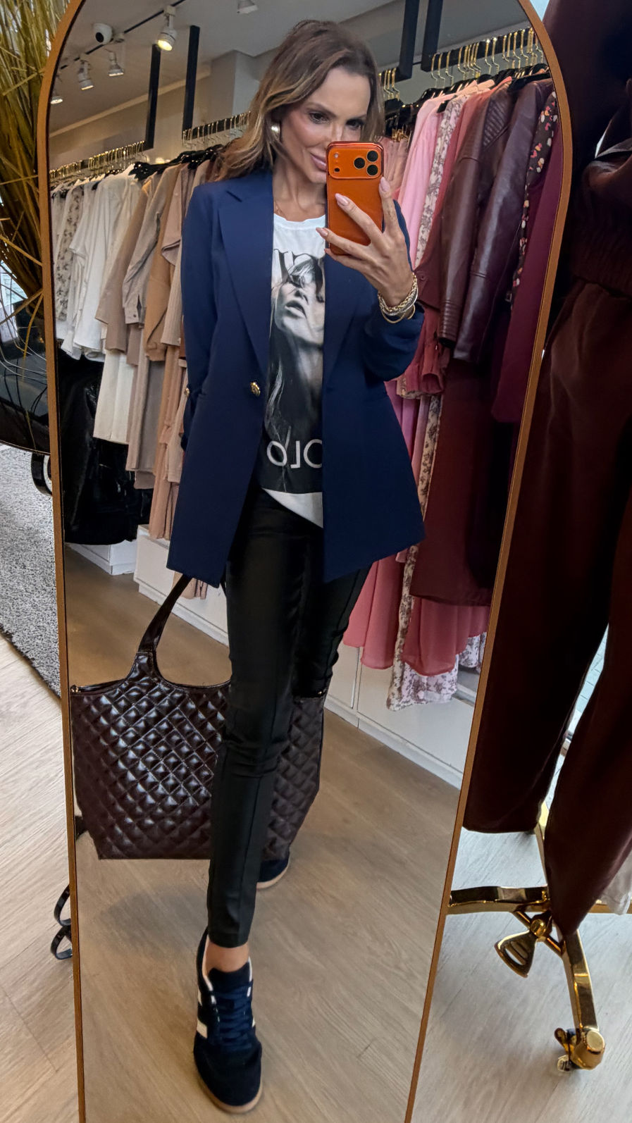 Blazer Longo Drama Signature Alfaiataria Premium com Martingale 1 botão cor Marinho