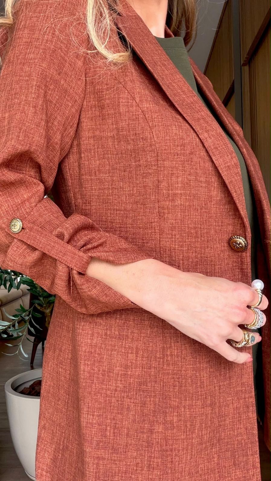 Blazer Longo Alfaiataria Premium com Martingale 1 botão cor Terracota Blazer Longo Alfaiataria Premium com Martingale 1 botão cor Terracota