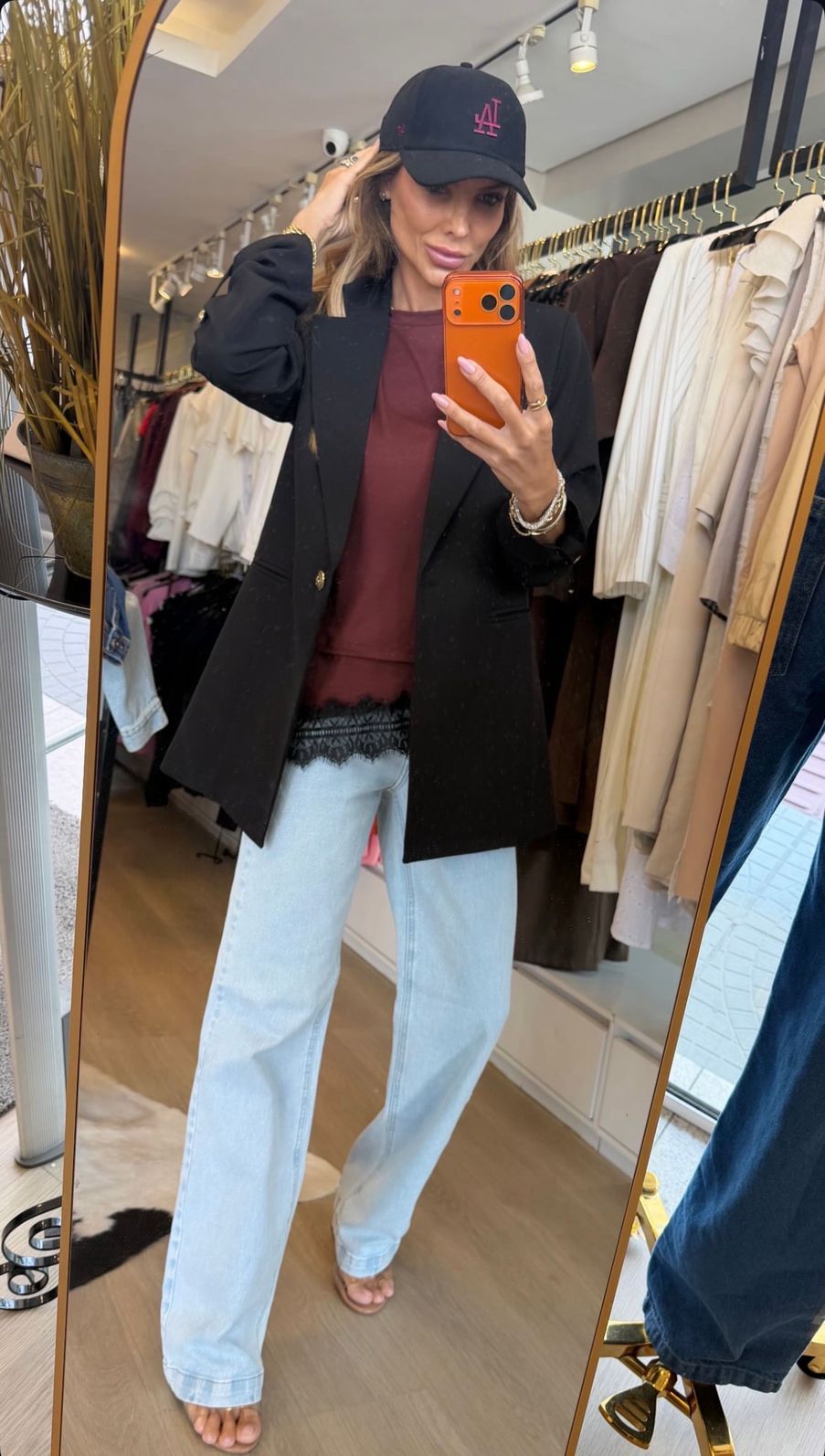 Blazer Longo Drama Signature Alfaiataria Premium com Martingale 1 botão cor Preto