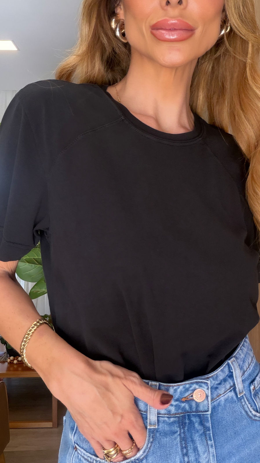 T-SHIRT SIGN ESSENTIAL ALGODÃO COR PRETA