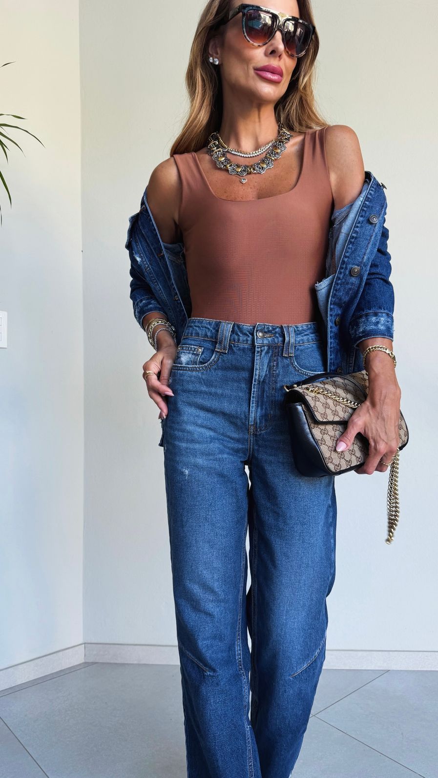 Body Regata Decote Quadrado em Suplex Premium cor Marrom Body Regata Decote Quadrado em Suplex Premium cor Marrom