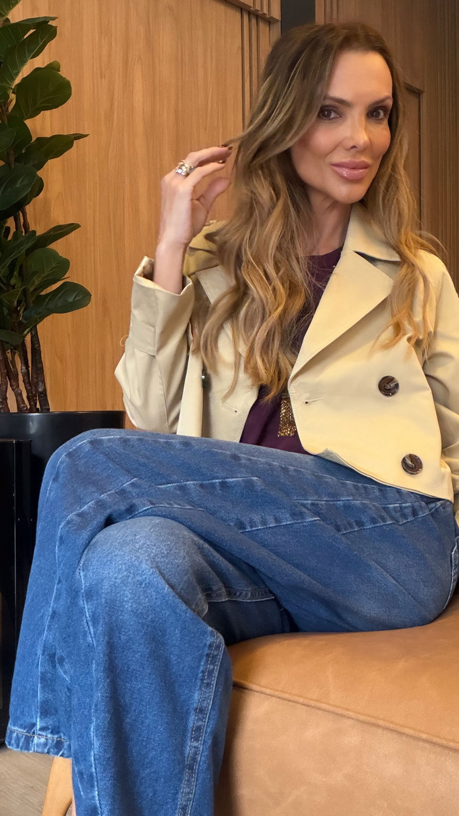 Trench Coat Feminino Clássico Curto cor Nude