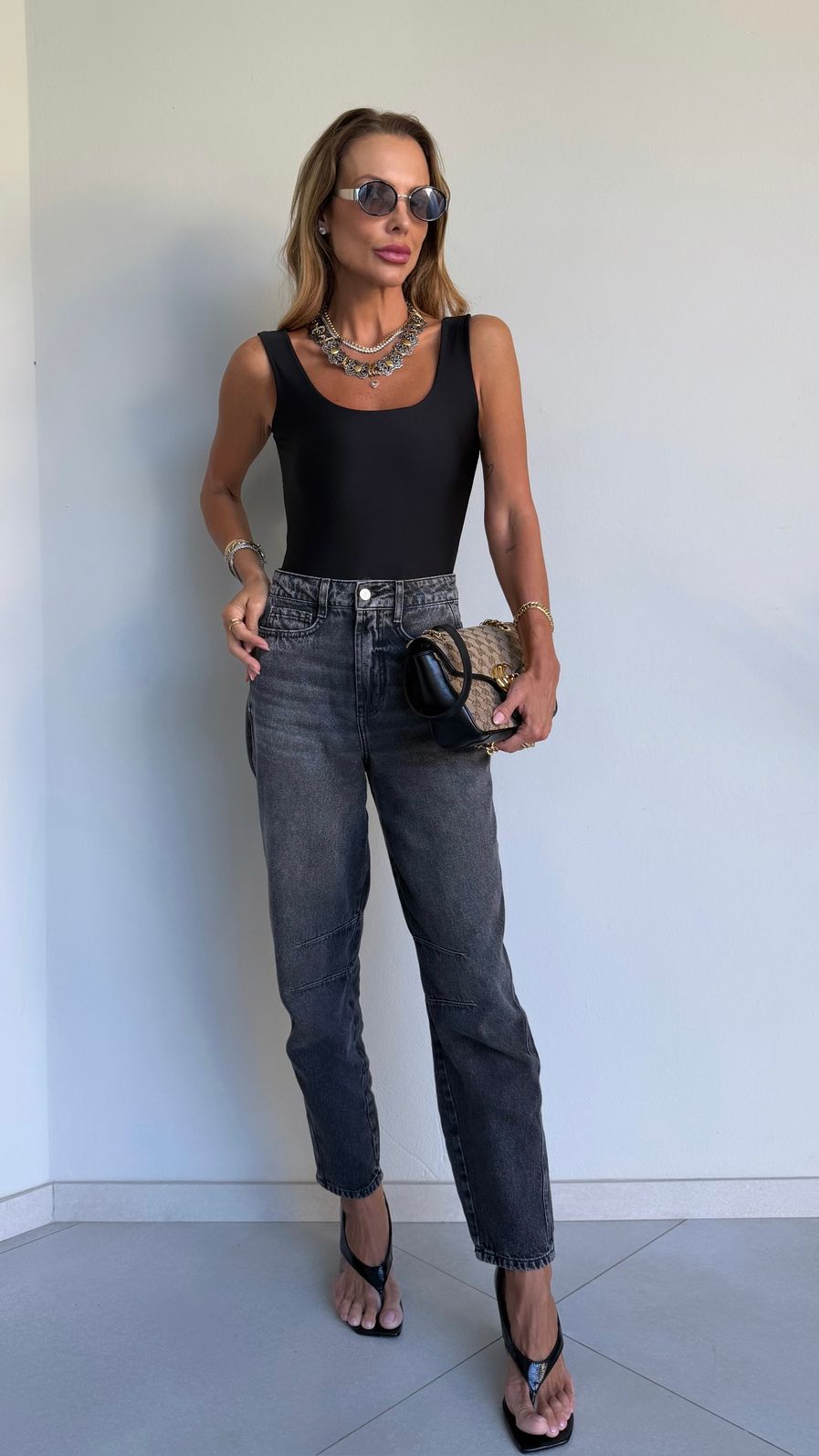 Body Regata Decote Quadrado em Suplex Premium cor Preta