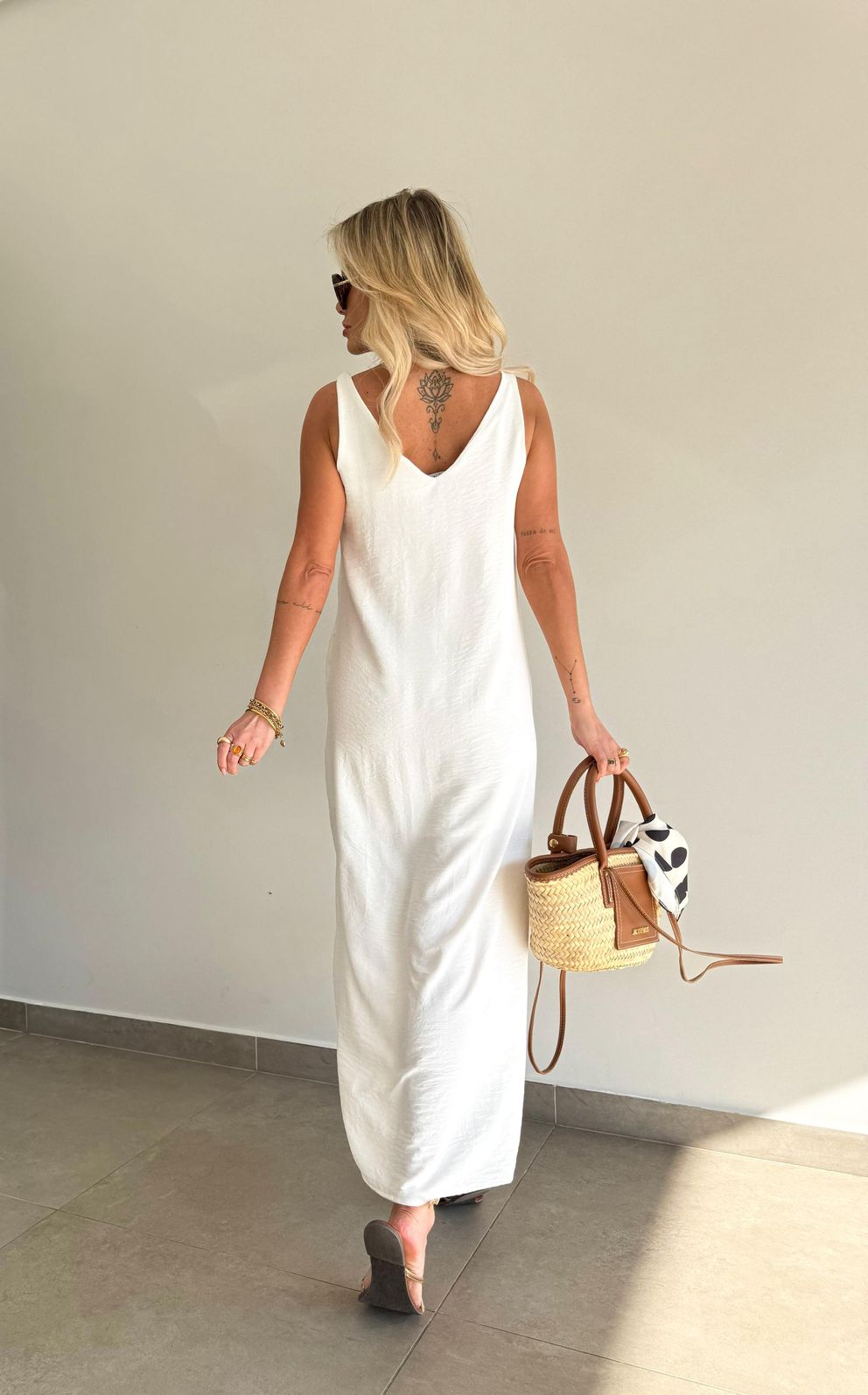 Vestido Midi Mahina Off White Vestido Midi Mahina Off White