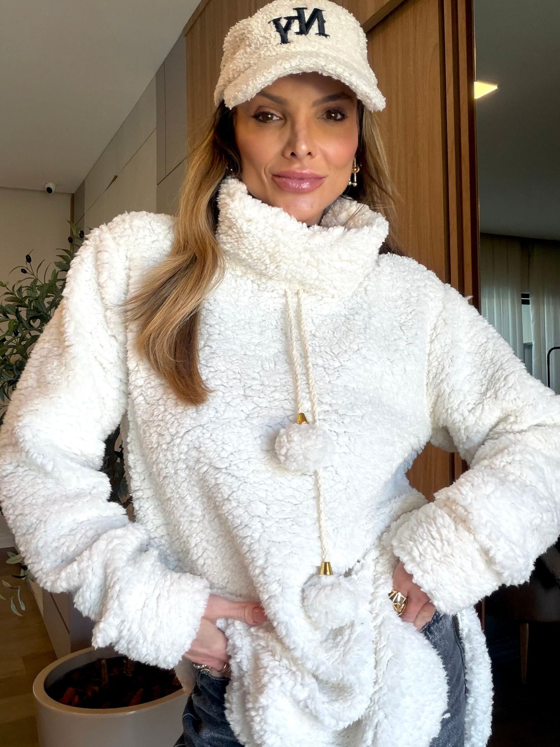 Blusão Fluffy cor Off/White