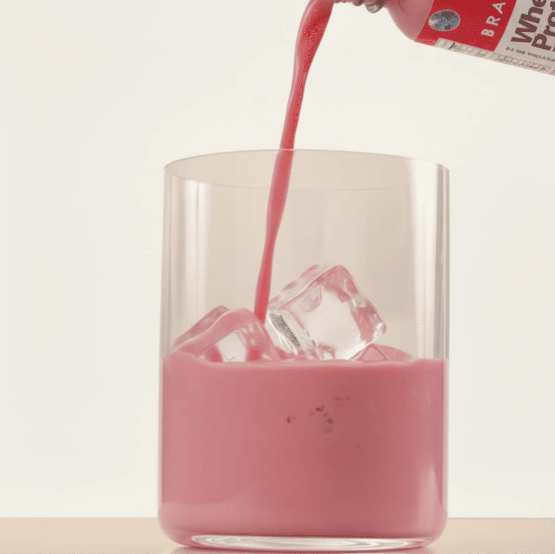 6 Unidades Whey Protein Concentrado Zero Lactose Frutas Vermelhas Berry Punch Garrafinha 6 Unidades Whey Protein Concentrado Zero Lactose Frutas Vermelhas Berry Punch Garrafinha